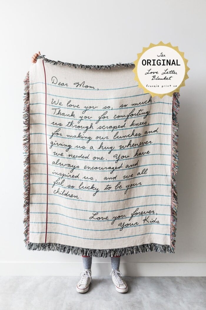 Love Letter Blanket: Personalized Gift for Mom